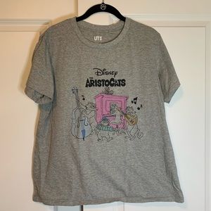 Uniqlo Disney Artisocats short sleeve tee shirt